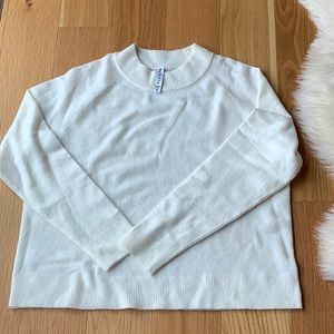 NWT Athleta cream sweater light weight and warm